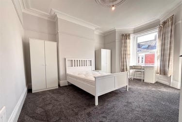 3 bed flat, Lavender Gardens, Jesmond, Newcastle, NE23DD - Image 4